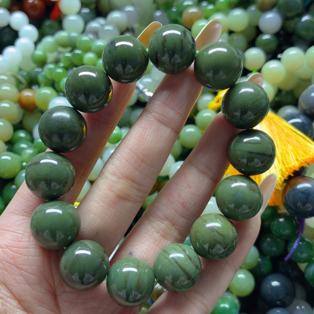 和田玉手串未镶嵌