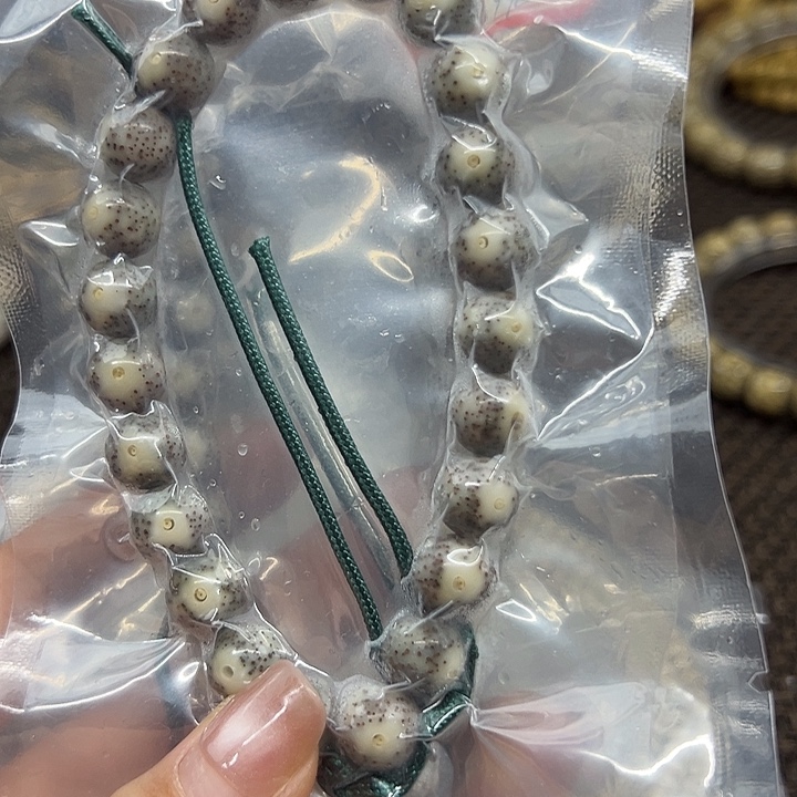 星月菩提手串海南原生态10圆大眼睛糯冰