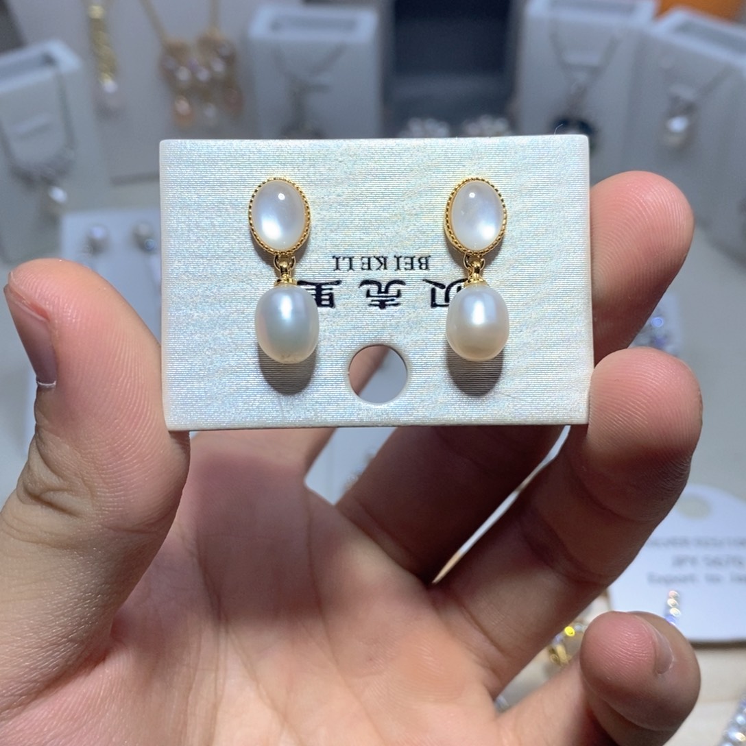 淡水珍珠银S925镶嵌耳饰