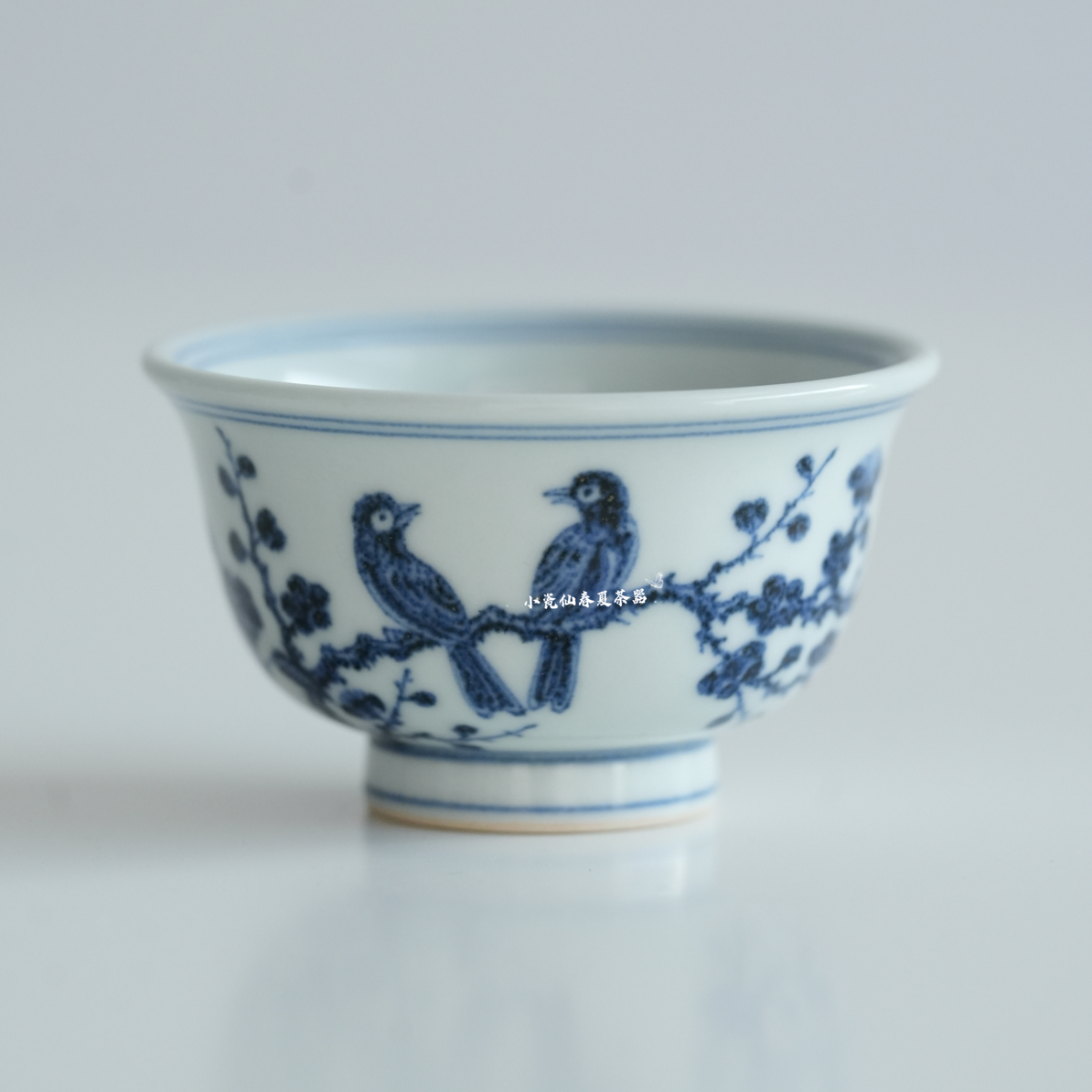 五云随安青花喜上眉梢纹中号压手杯