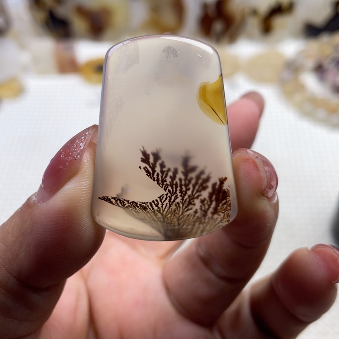 玛瑙/玉髓未镶嵌颈饰