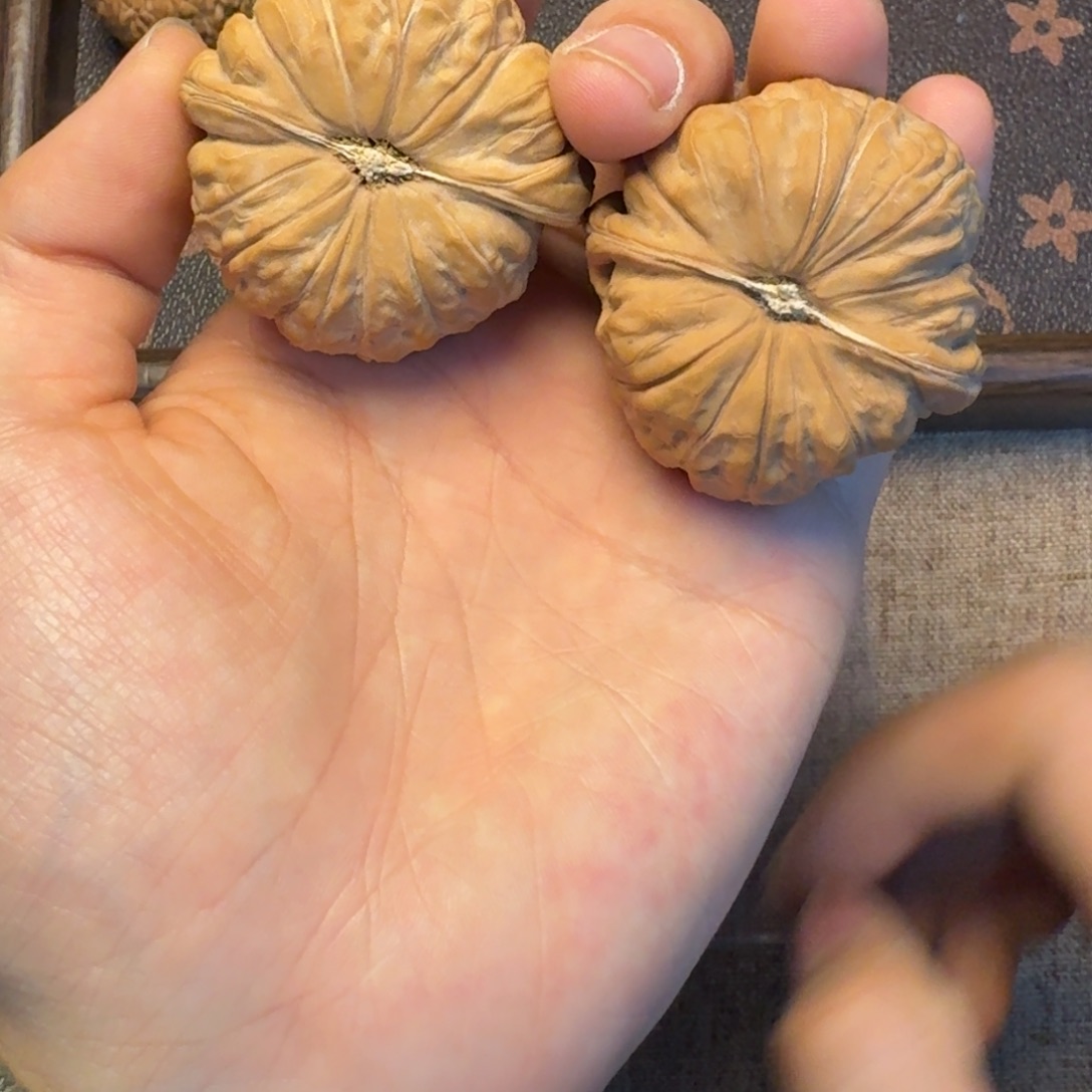 砸***缸文玩核桃吊坠013南瓜