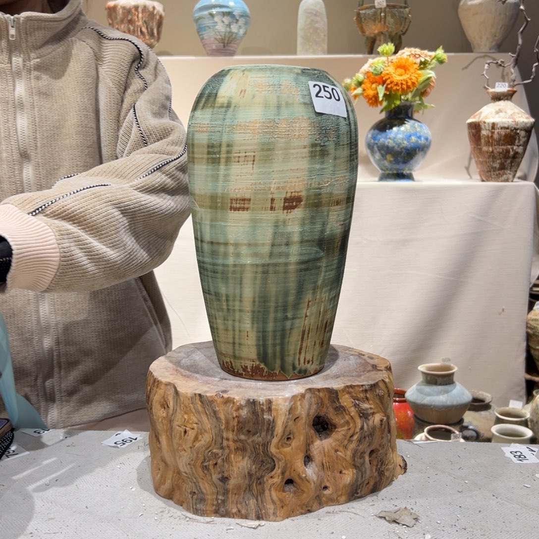 花瓶摆件花瓶摆件花瓶444花瓶LNG加气站附近，