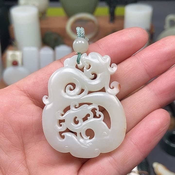 和田玉吊坠(赠链)未镶嵌王*