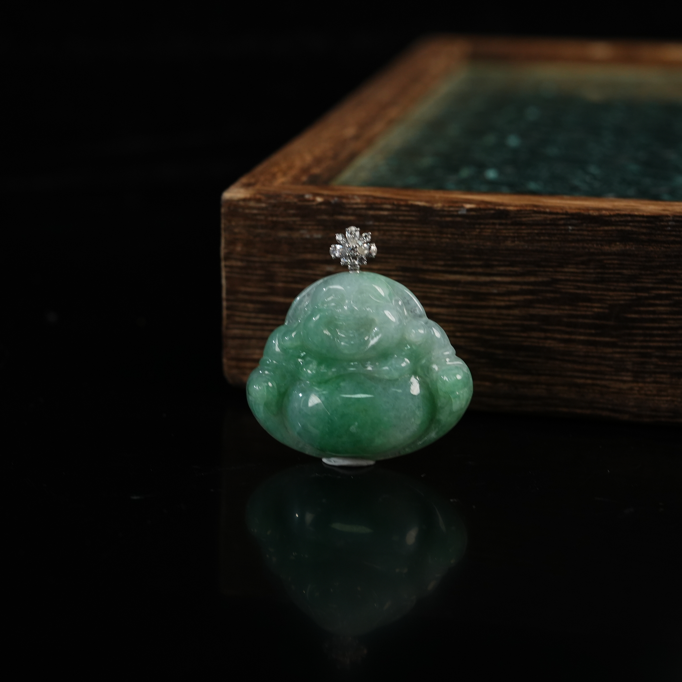 【云上叙】27 QJD03400152 18K金镶嵌翡翠吊坠-多样性发其一