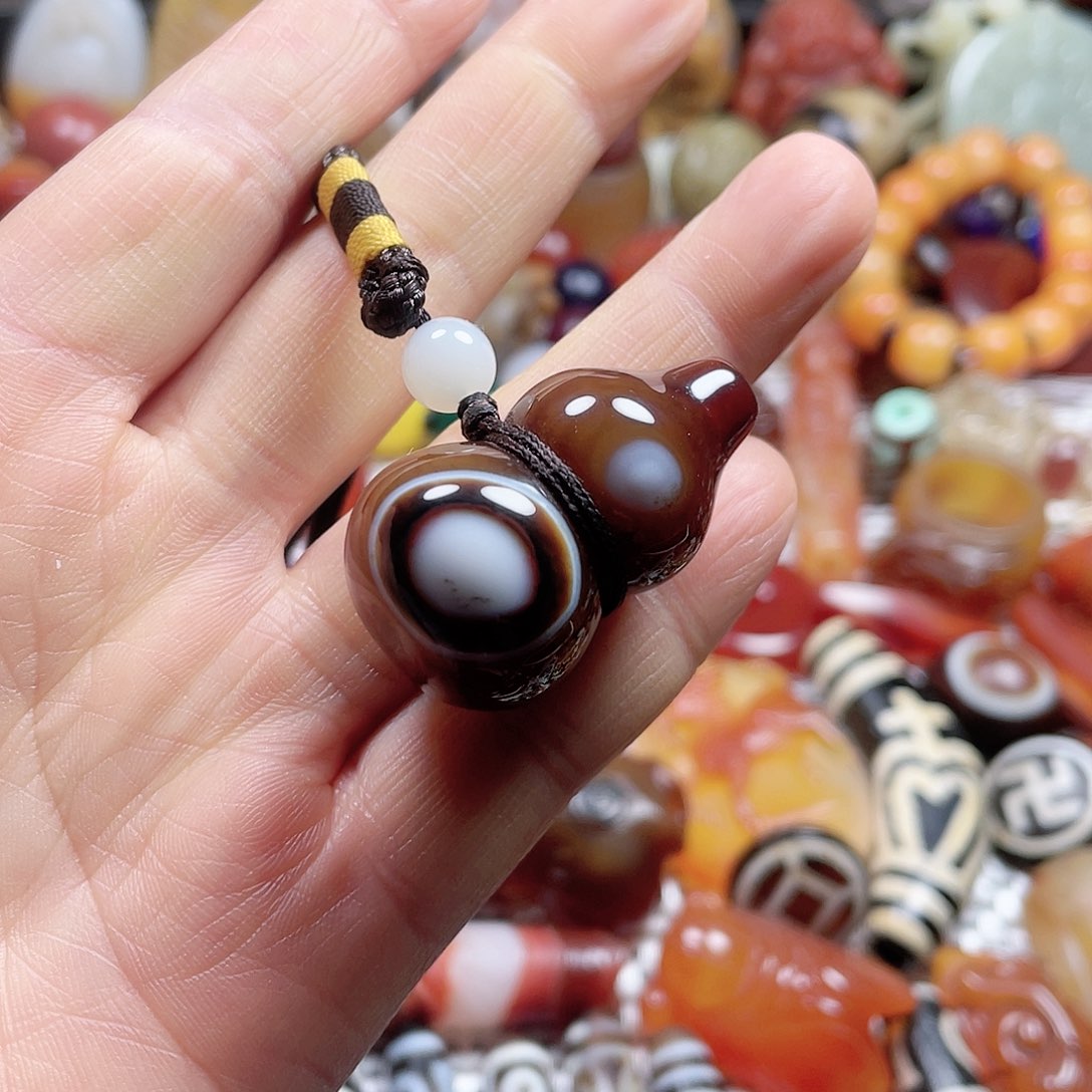 玛瑙/玉髓挂件未镶嵌