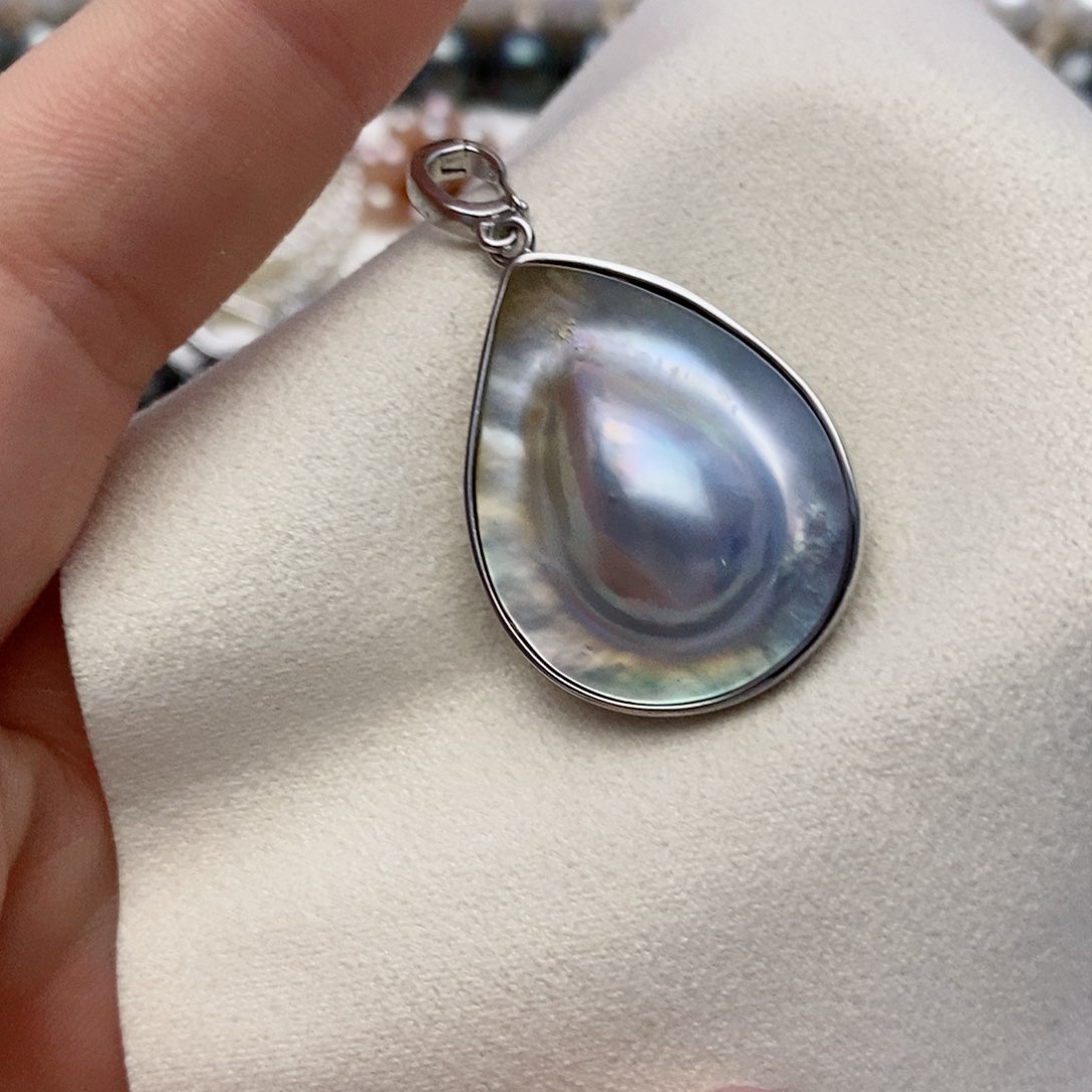 【闪购商品】银S925镶嵌拼合珍珠（马贝珠）颈饰