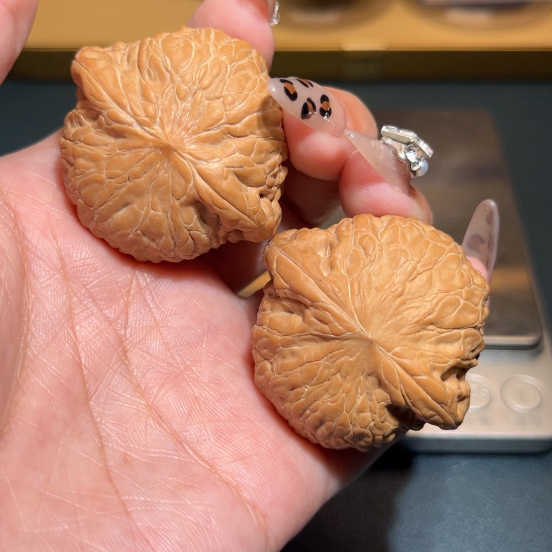 文玩核桃吊坠铁锤42