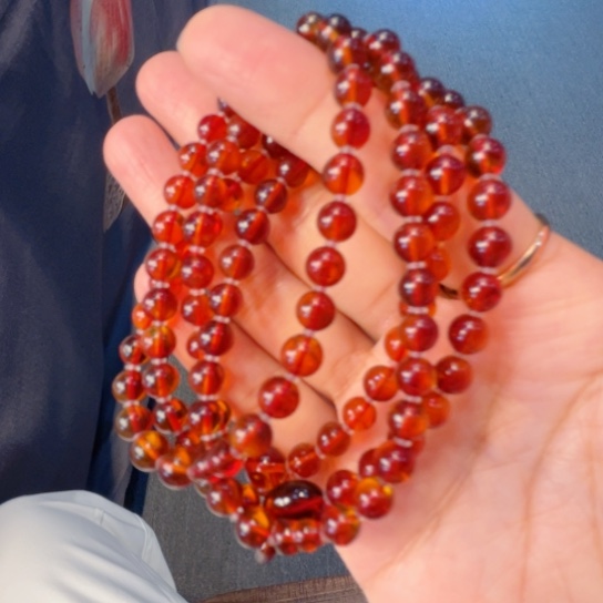 未镶嵌琥珀裸石缅甸血珀