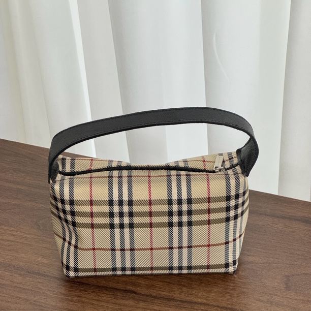 95新 BURBERRY/博柏利 chillvTg /格纹饭盒包