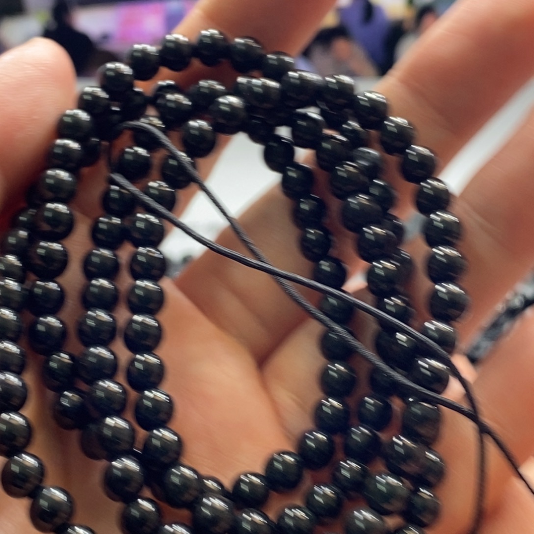 翡翠未镶嵌颈饰卡5左右