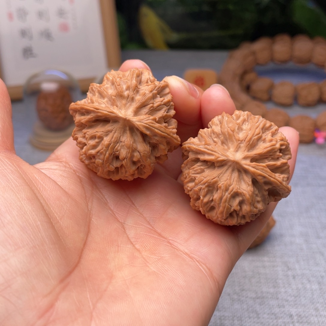 桃核把件40全品苹果园