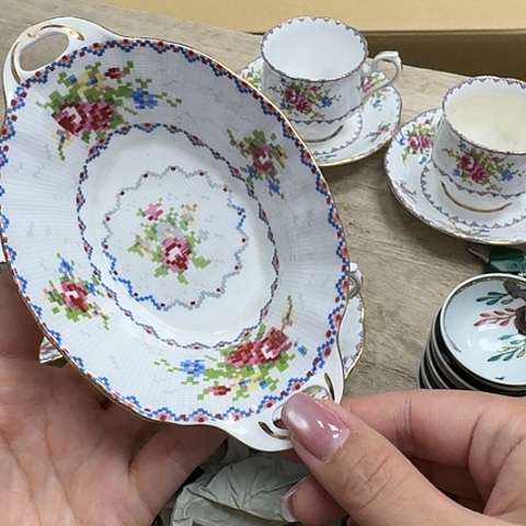 叶****^瓷器。瓷器。瓷器。 