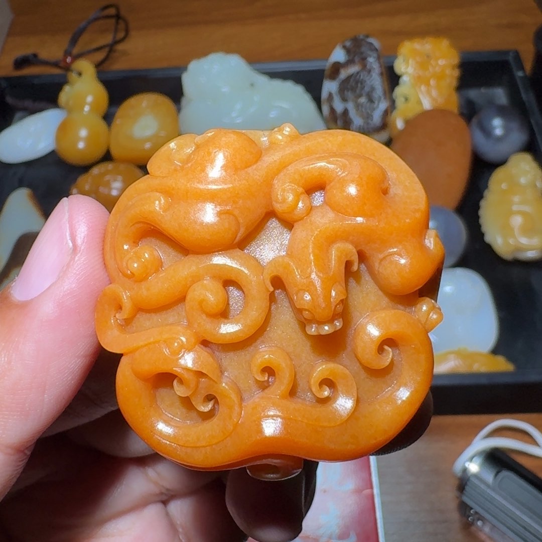 和田玉颈饰未镶嵌