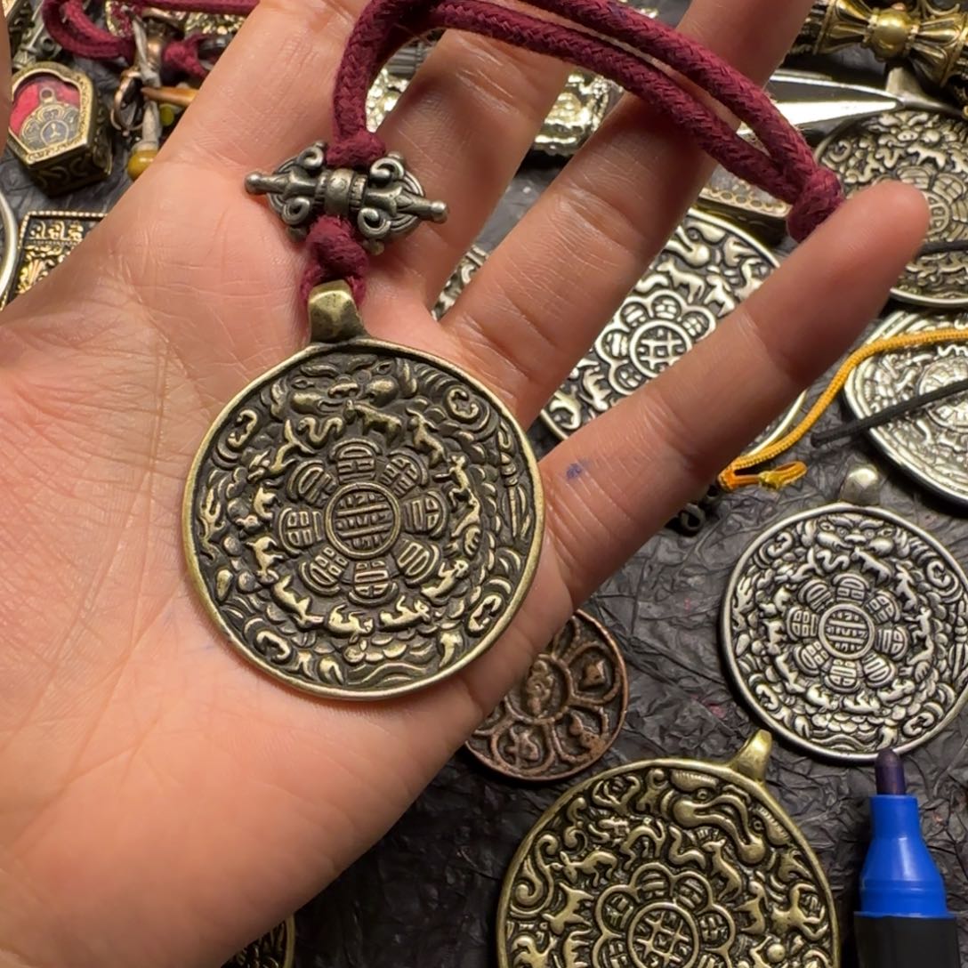 泥塑番****.精品店等多个大型商场