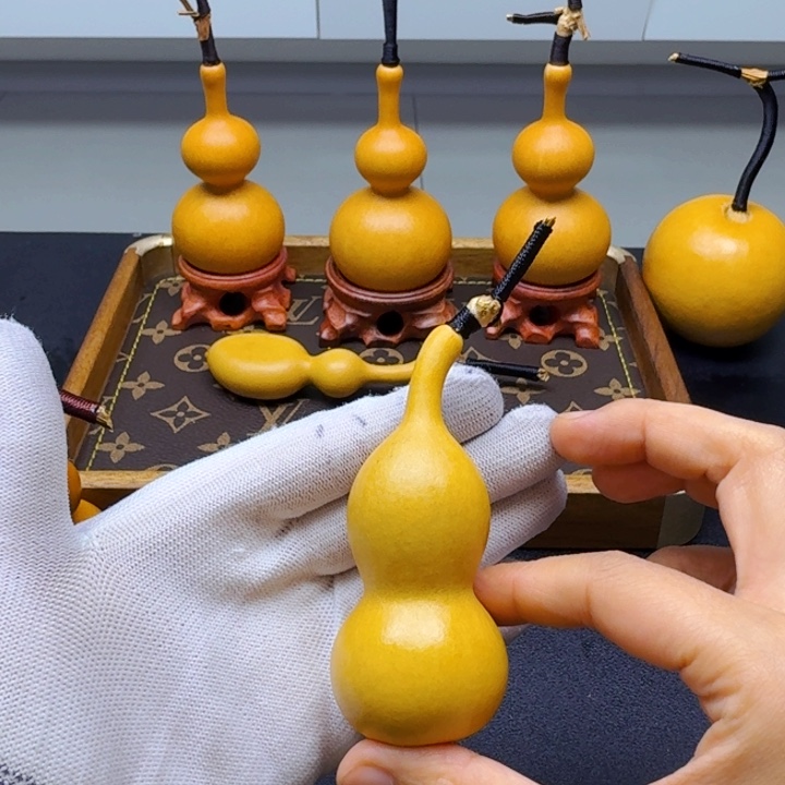 浩***果大叶紫檀（黑酸枝木类）