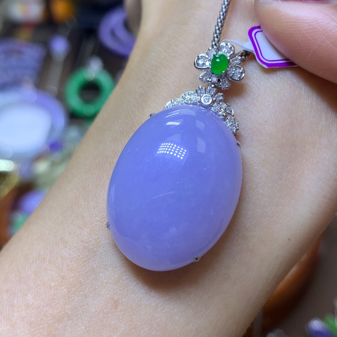 【闪购商品】翡翠颈饰18K金镶嵌翡翠