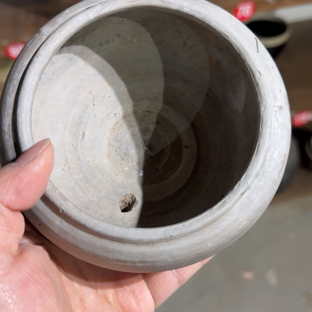 一物一图，土陶罐水*间一物一图，土陶罐