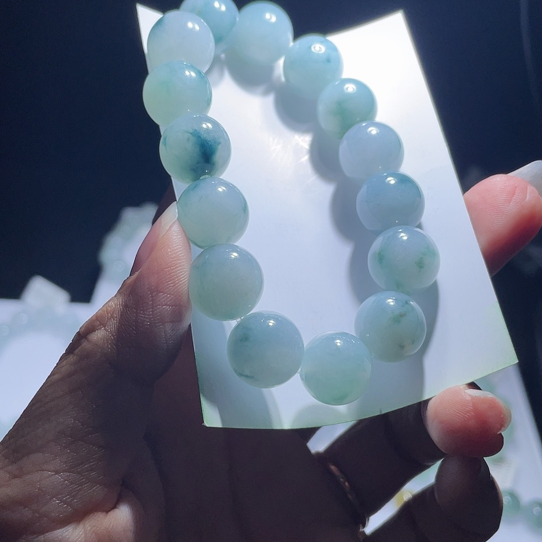 定制翡翠未镶嵌天然a货翡翠手串