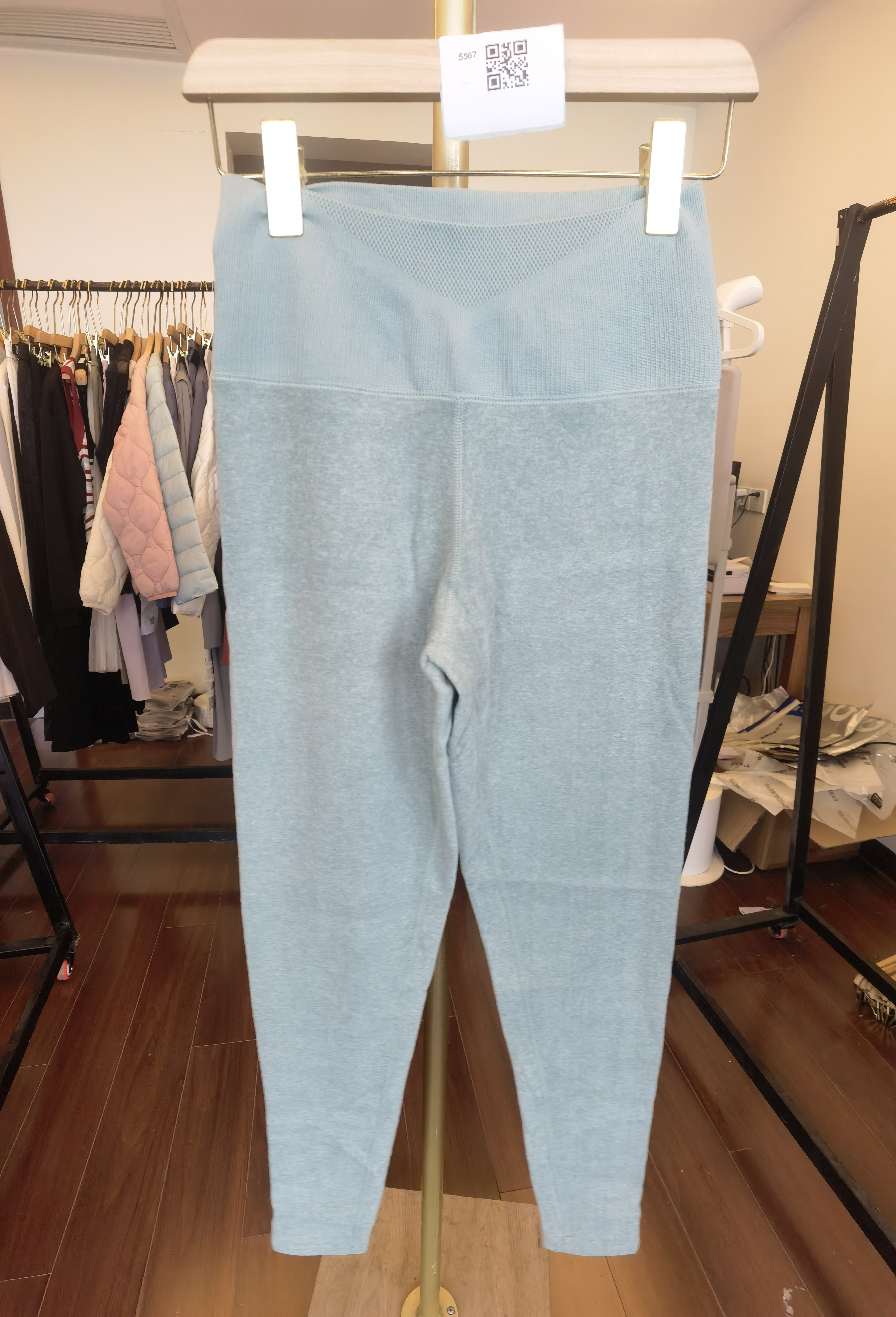 5567-品牌撤柜女装T恤清仓-冯丽丽好物