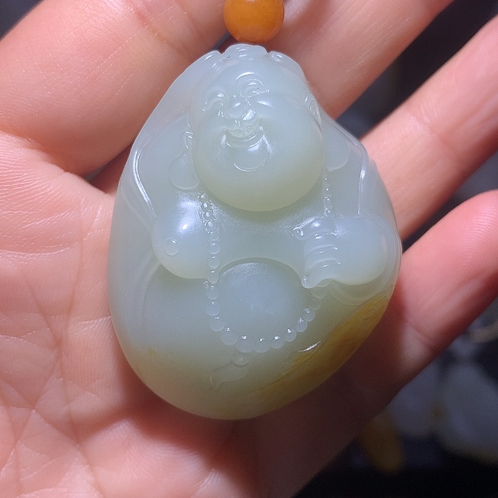 和田玉（糖玉）颈饰未镶嵌海**蓝