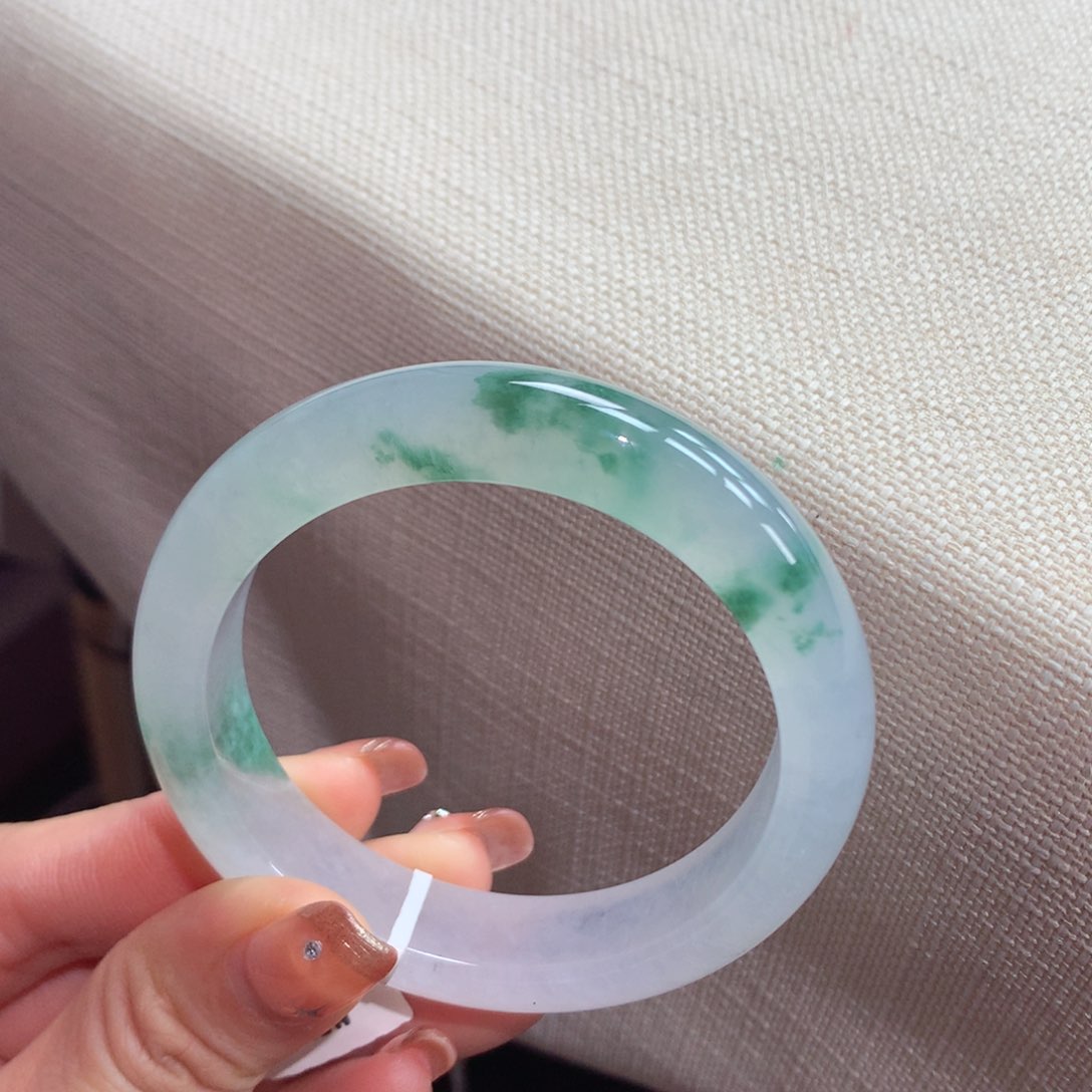 翡翠手镯未镶嵌16号