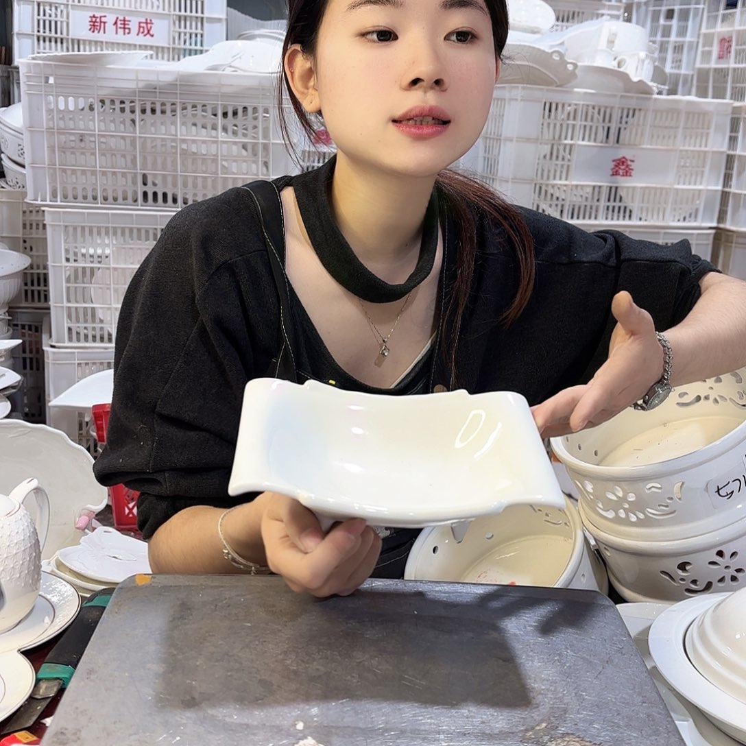 盘微瑕产品………两个小浴缸