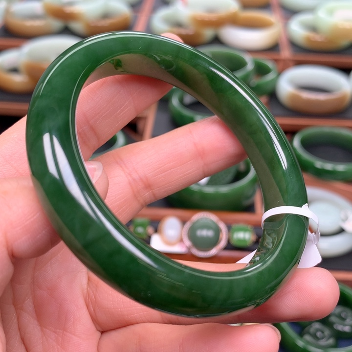 和田玉（碧玉）手镯未镶嵌57