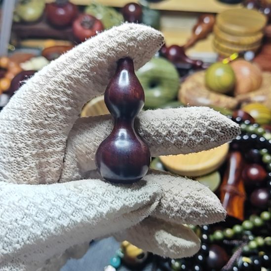 军***哥香榧木瑕疵。。。。。。。。紫檀木