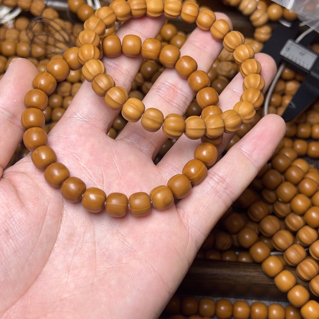 猴头核桃手串微瑕鲨鱼老型个别漏底