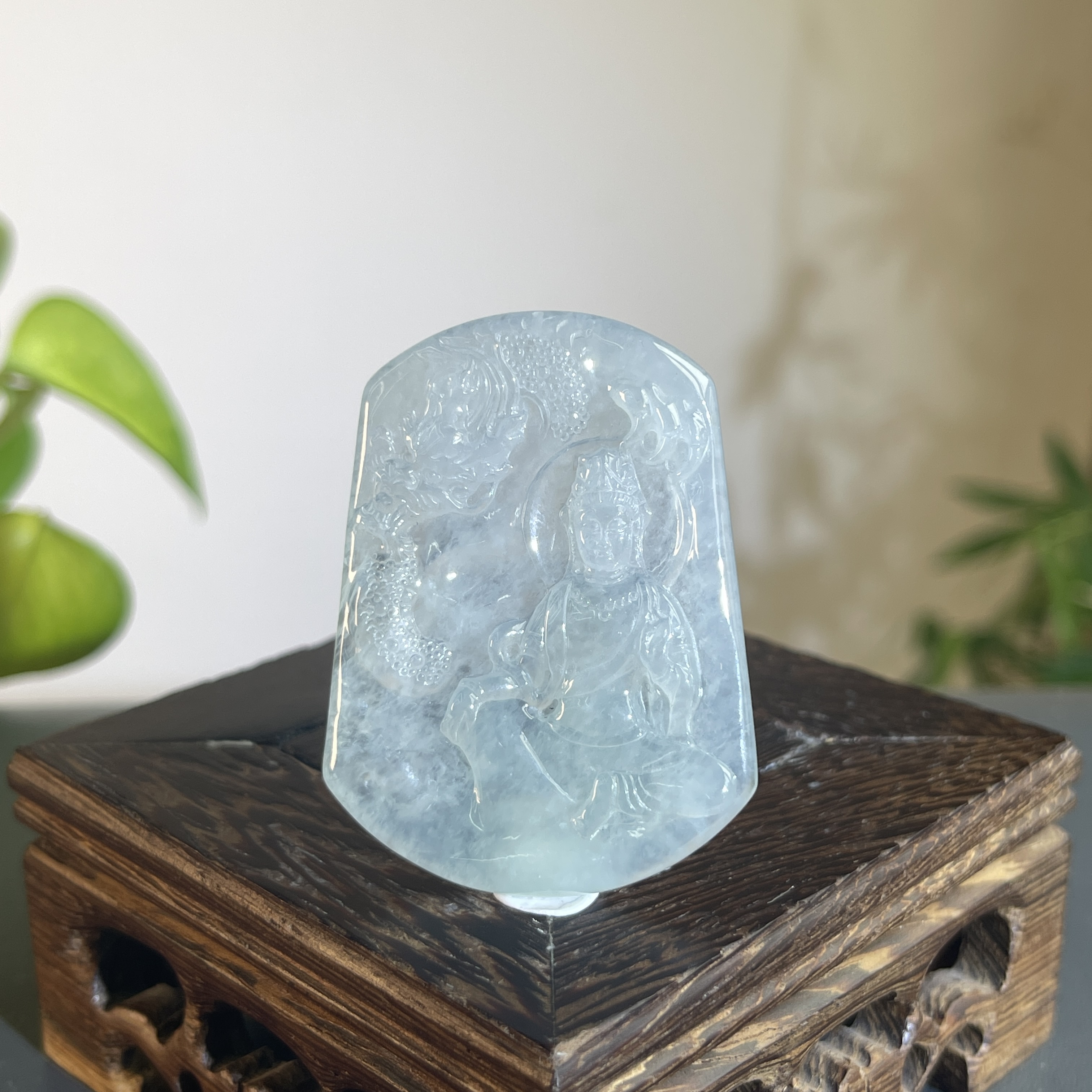 JXB16-87  天然缅甸A货翡翠  神龙护主