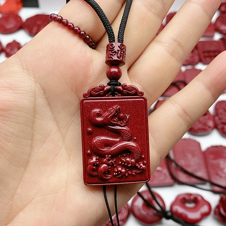 和田玉（糖玉）颈饰未镶嵌