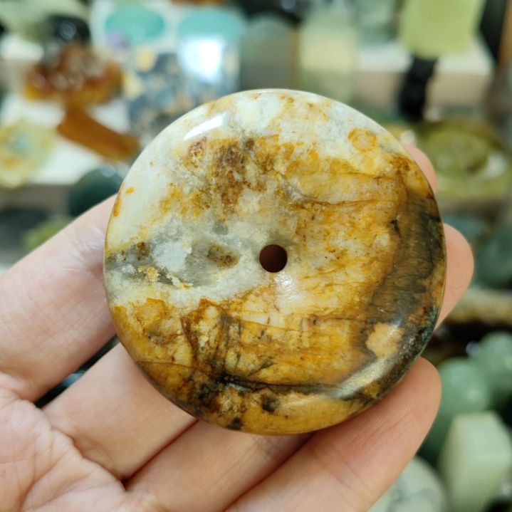 花***椒岫玉未镶嵌平安扣