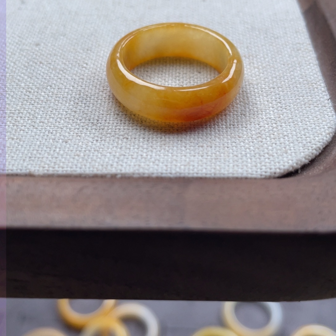 翡翠戒指未镶嵌18 号 13 港码