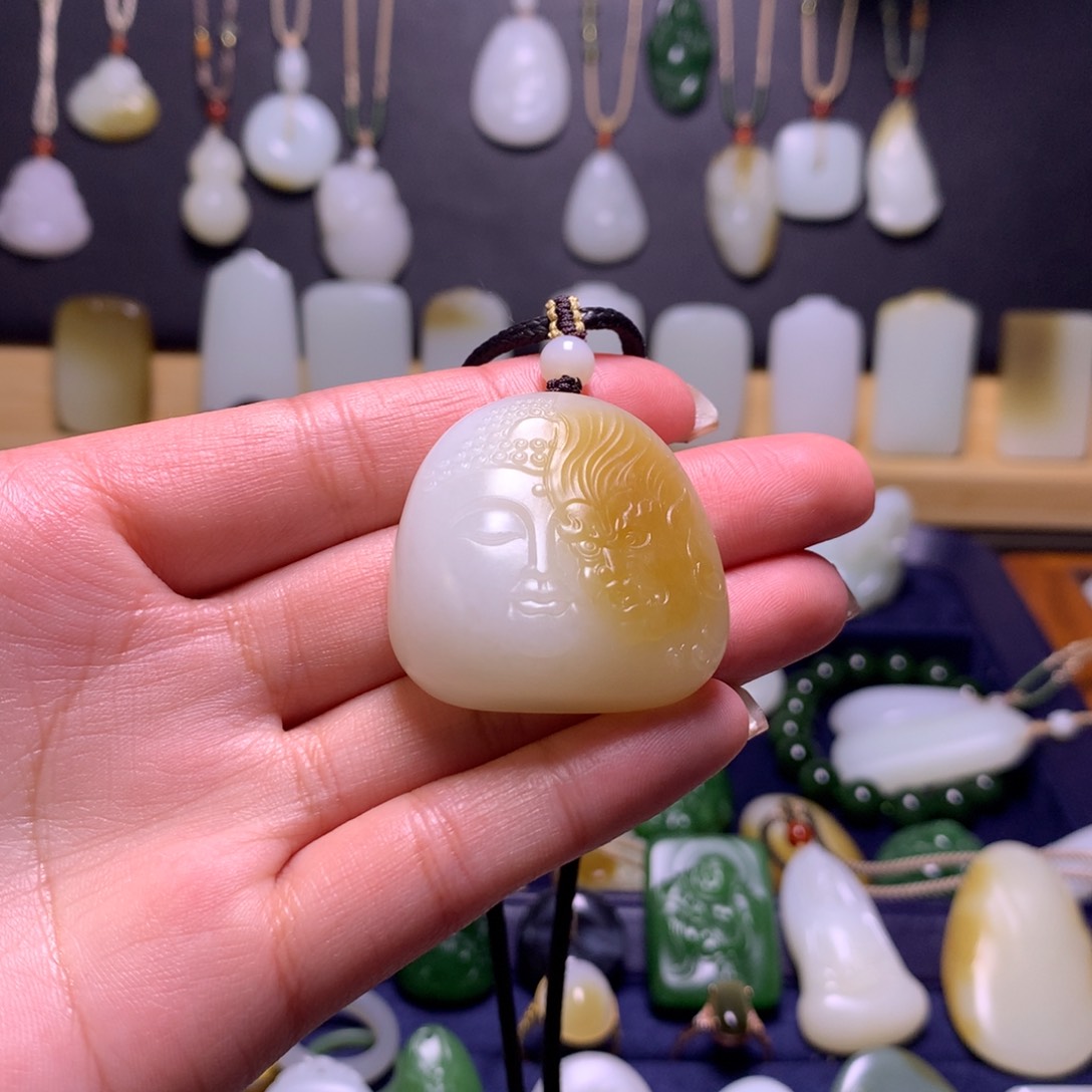 和田玉挂件未镶嵌