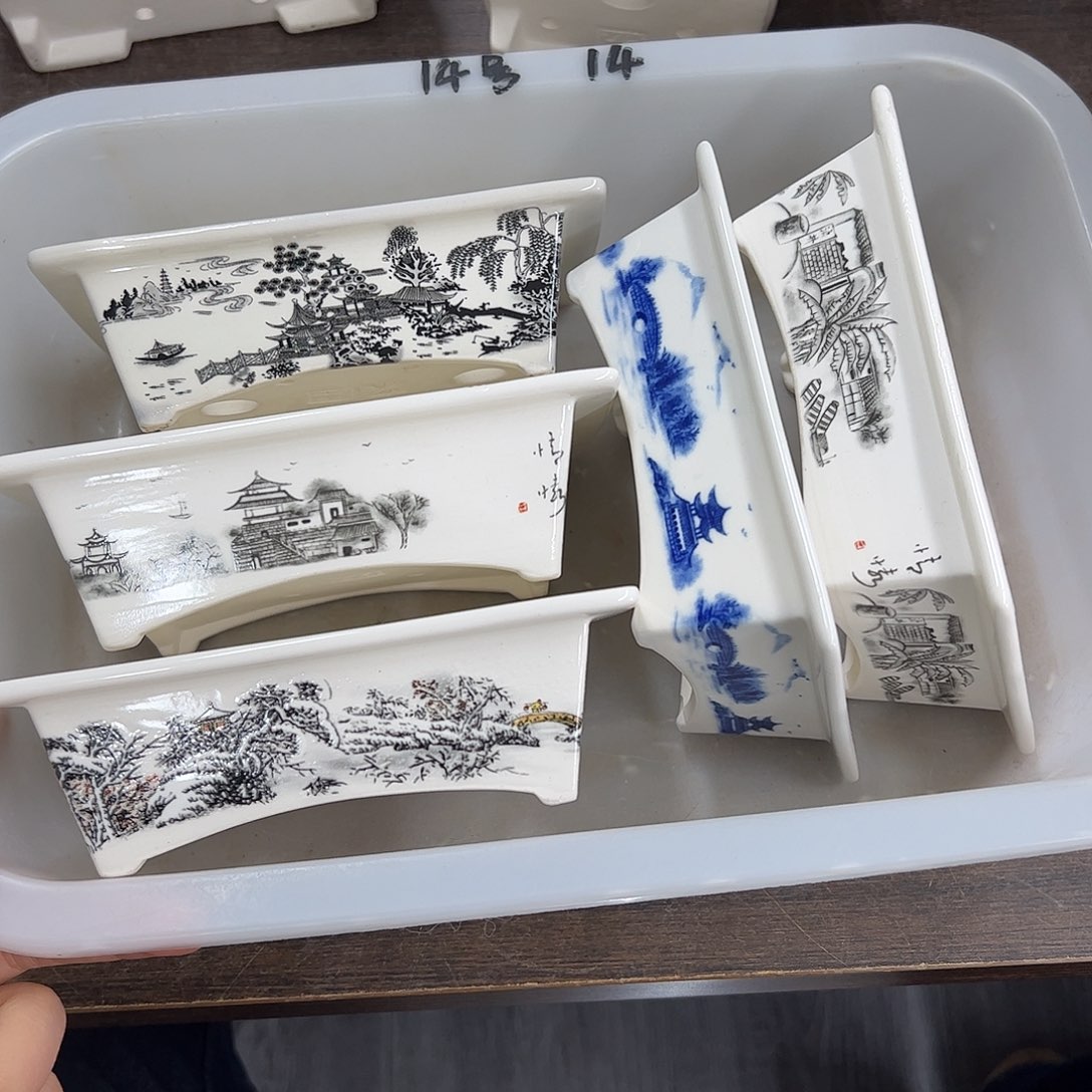 紫砂花盆14号瑕疵5个15/11/4.5cm底脚磕碰介意勿拍