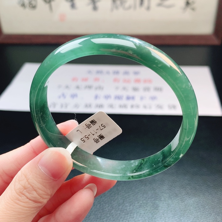 翡翠未镶嵌手镯翡翠手镯140