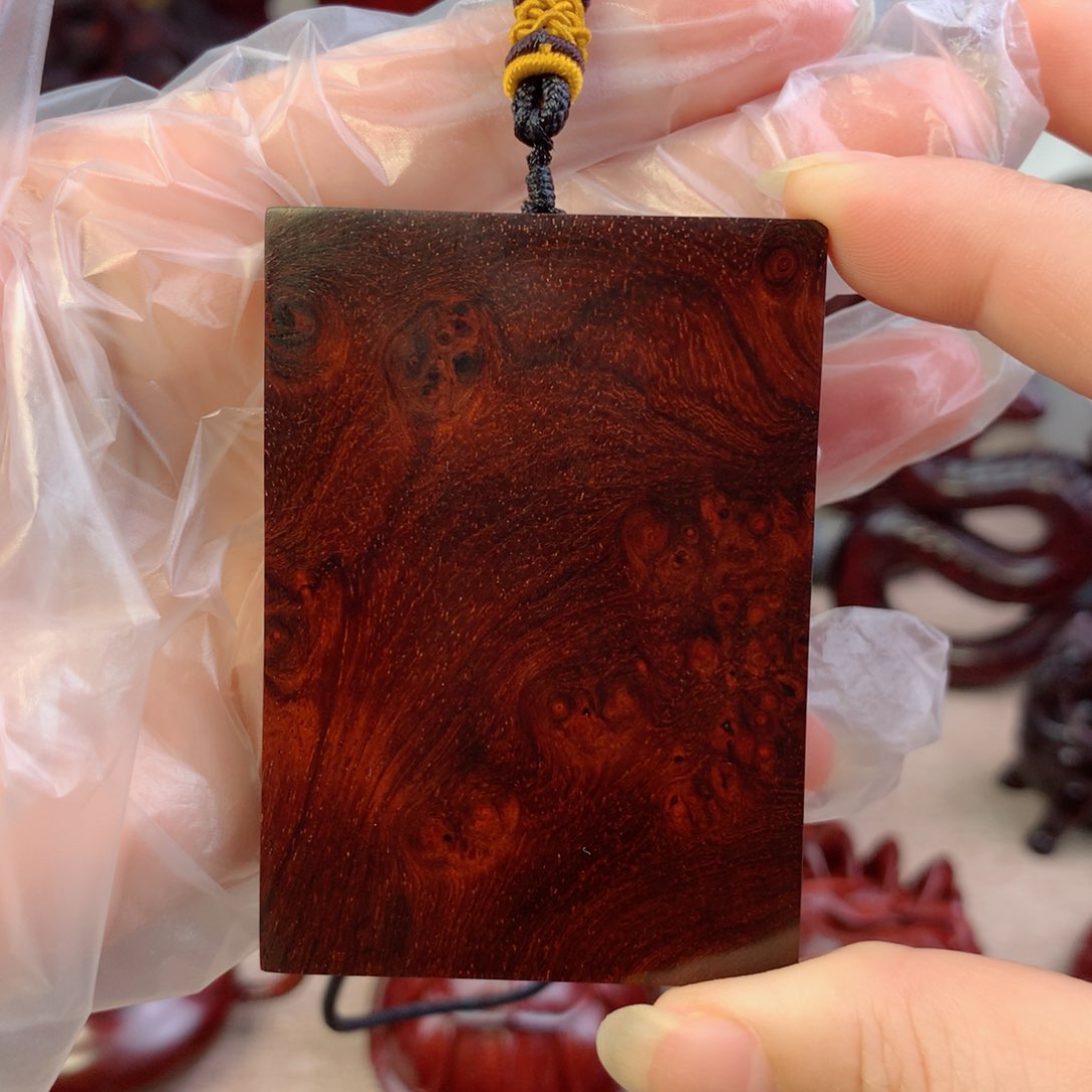【闪购商品】檀香紫檀（小叶紫檀）