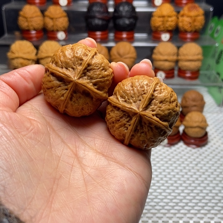 文玩核桃把件5四棱