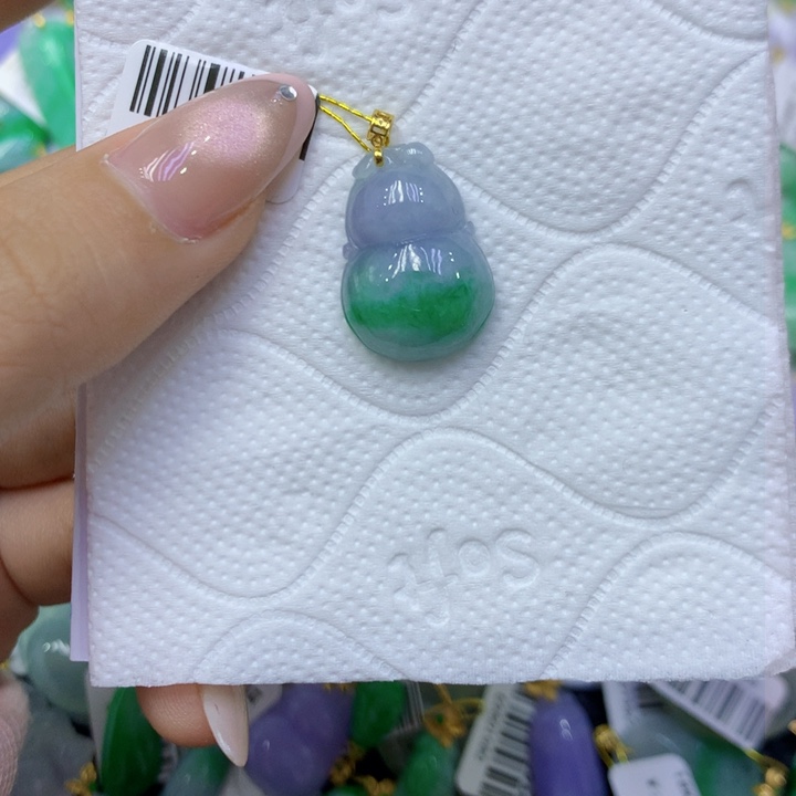 颈饰18K金镶嵌翡翠