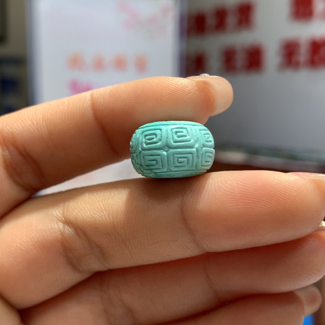 绿松石配饰未镶嵌