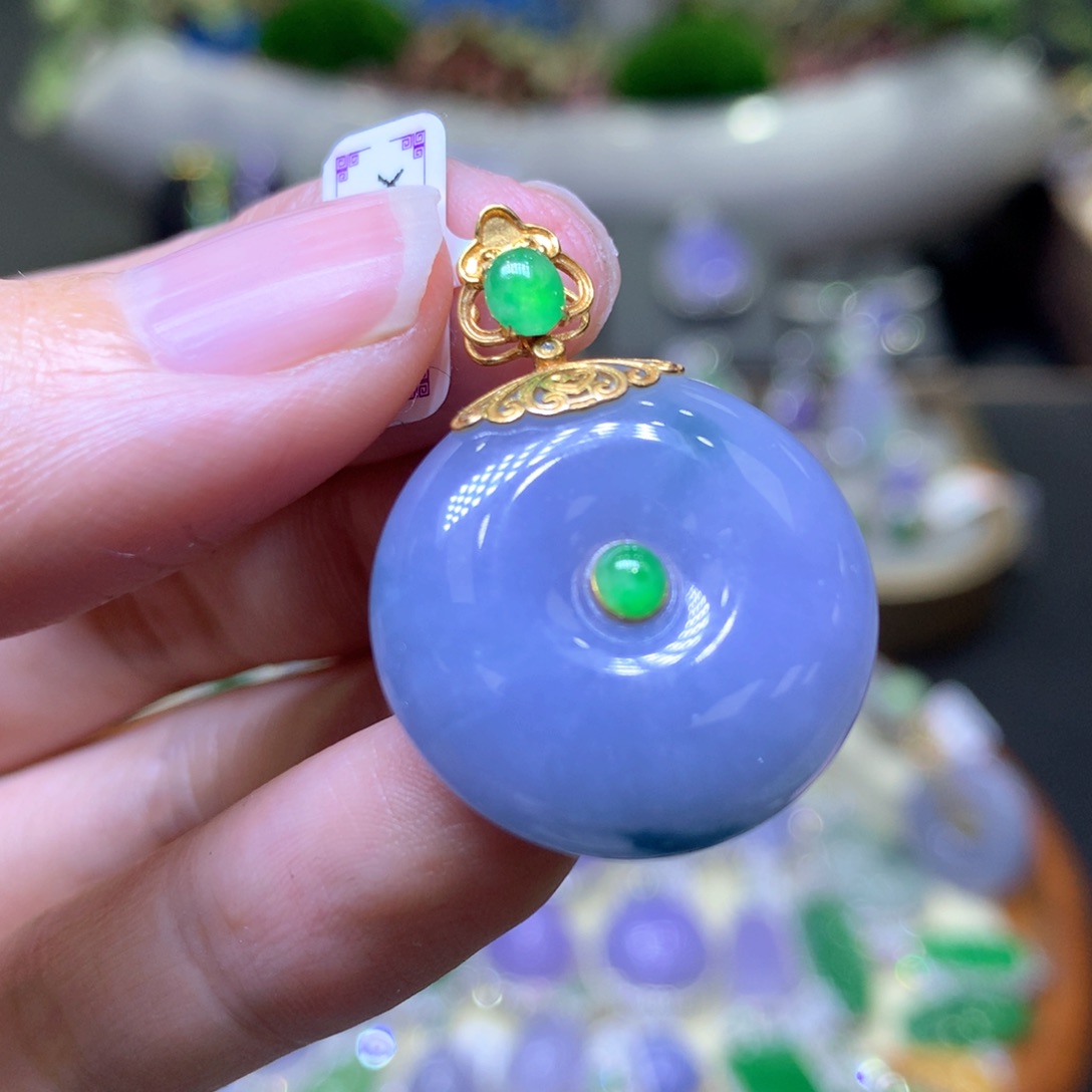 【闪购商品】翡翠颈饰18K金镶嵌翡翠吊坠项链