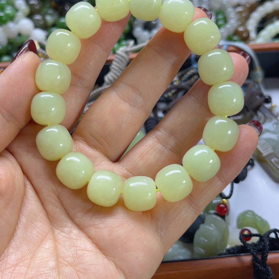 未镶嵌手链和田玉