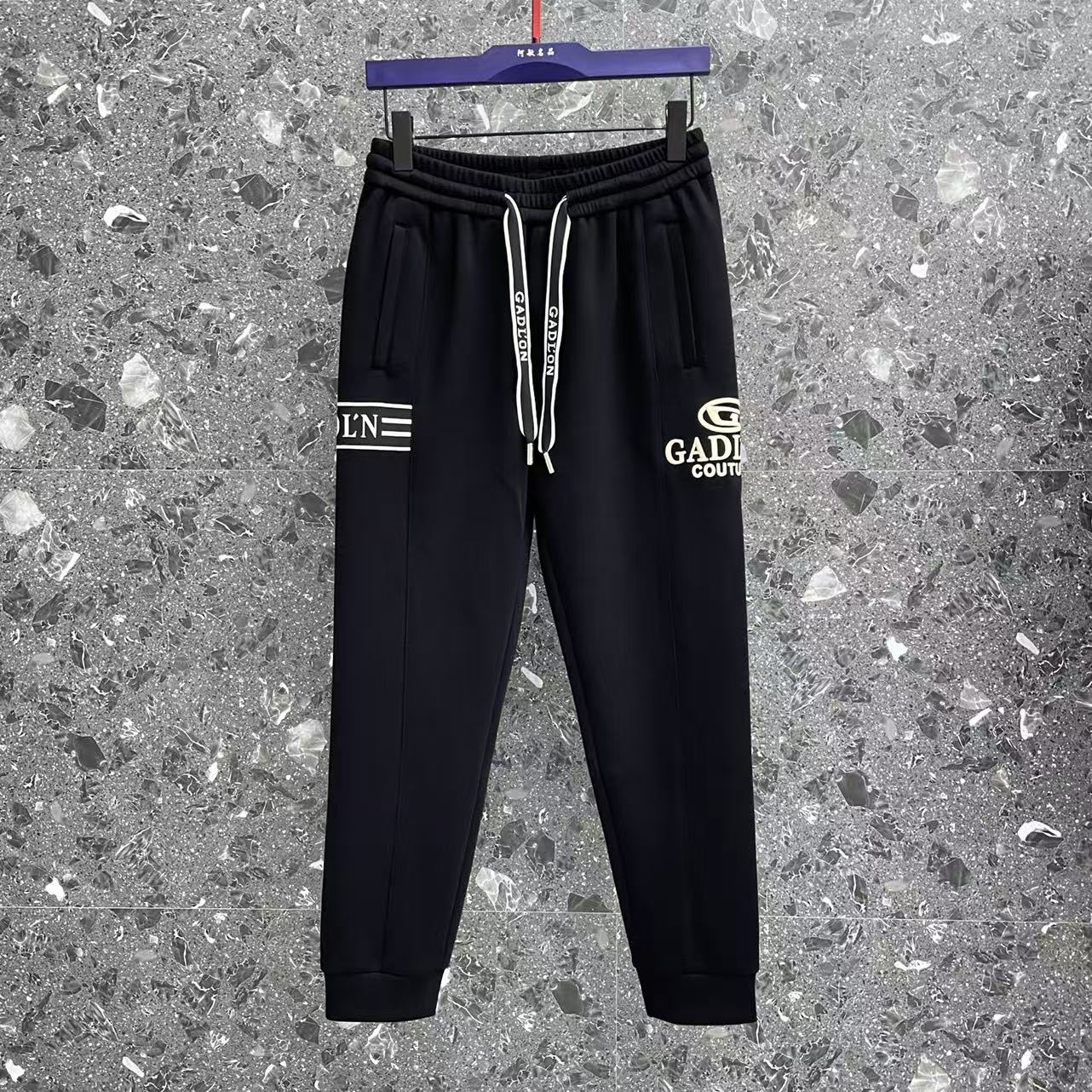 秋冬男士加厚束脚休闲卫裤潮流百搭修身