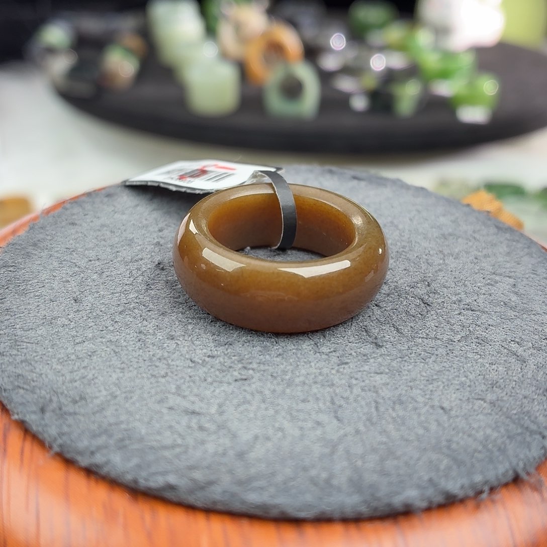 和田玉未镶嵌戒指b16糖轮胎18