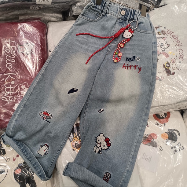 8077儿童常规KT刺绣牛仔裤