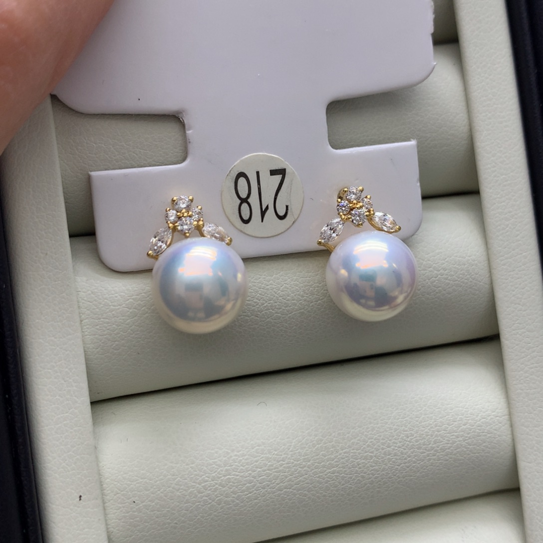 18K金镶嵌淡水珍珠耳饰