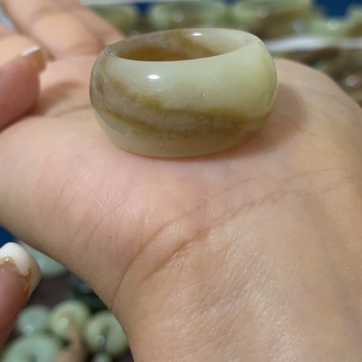 和田玉戒指未镶嵌21直径