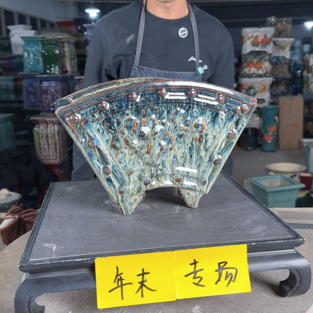 一风堂石湾花盆。高温裂微瑕