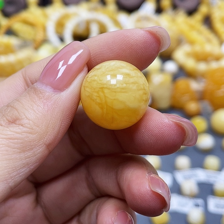 琥珀珠宝奇石未镶嵌单珠尺寸19.2mm瑕疵.福利款